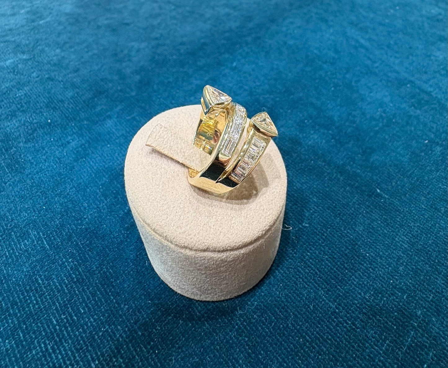 Triangle Diamonds ring